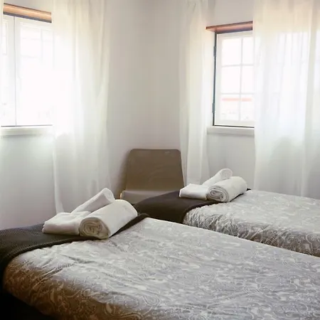 Martin's Atouguia Da Baleia